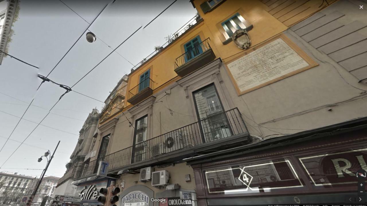 Casa Beatrice, Appartamento Nel Centro Di Napoli Napels Buitenkant foto